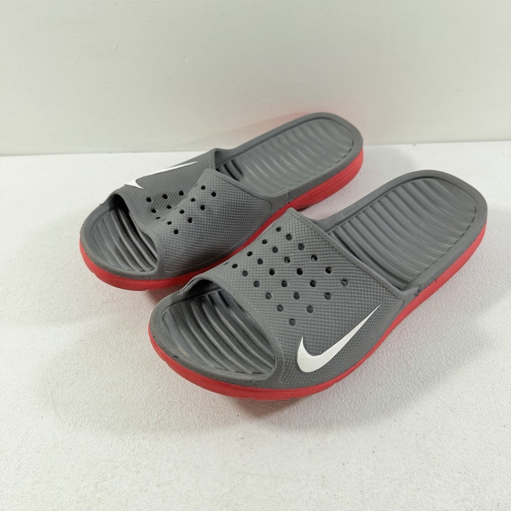 Nike Benassi Solarsoft Men's Size 7 Slides Sandals Gray Red Rare